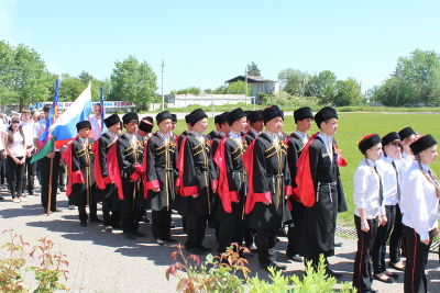 ПАРАД ЮНОАРМЕЙЦЕВ